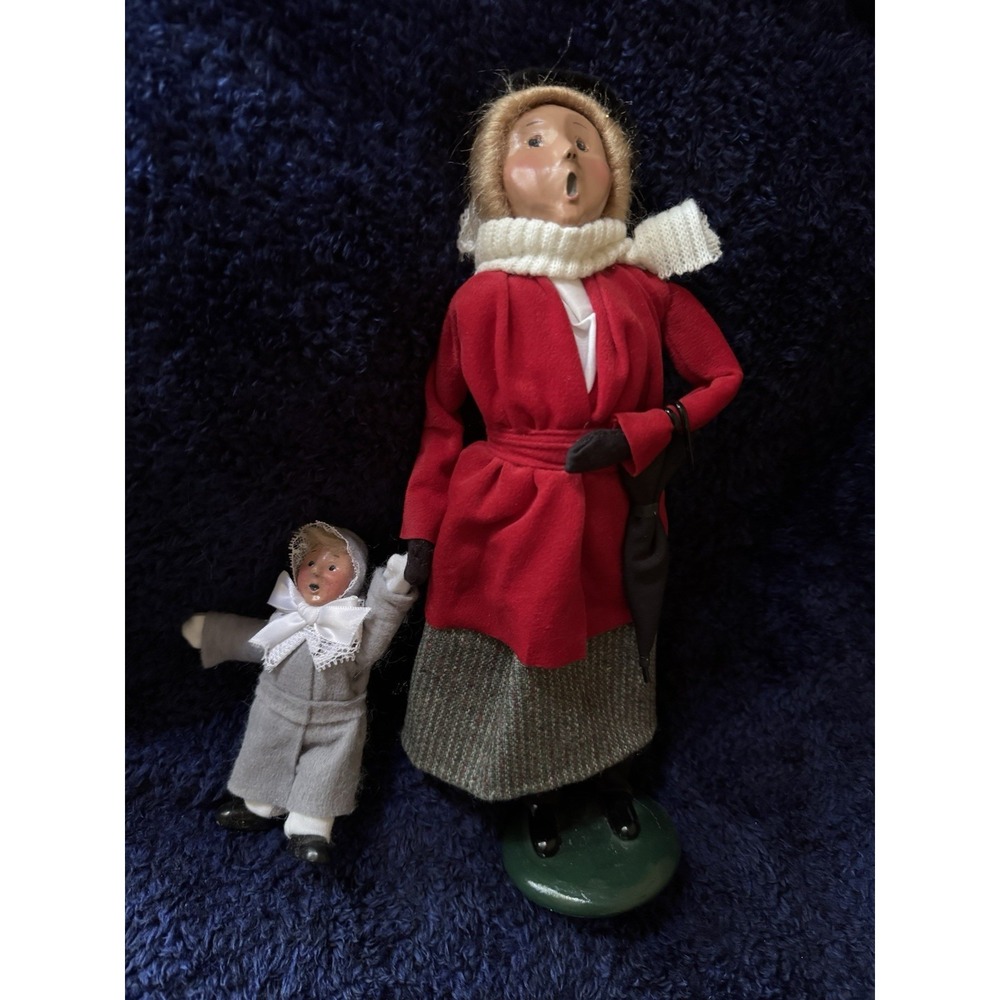 Vintage 1994 Byers Choice Carolers Mother & Child Figurine Set Chalfont PA USA